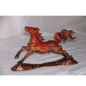 木雕马 立体圆雕工艺中的生肖艺术