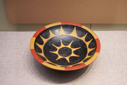 隔世重逢 百余件民间美术工艺品七十年后重聚清华园